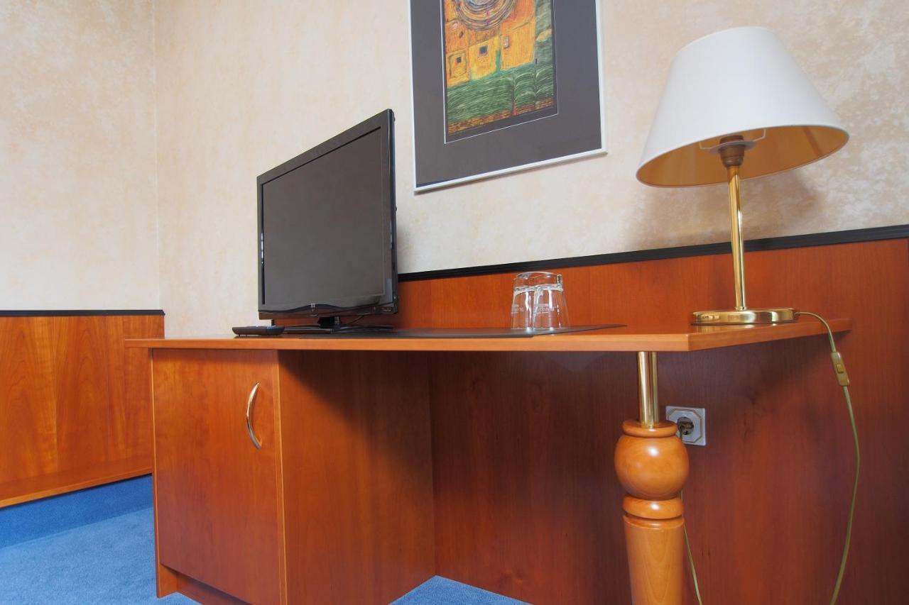 Hotel Schlossvilla Derenburg Kamer foto